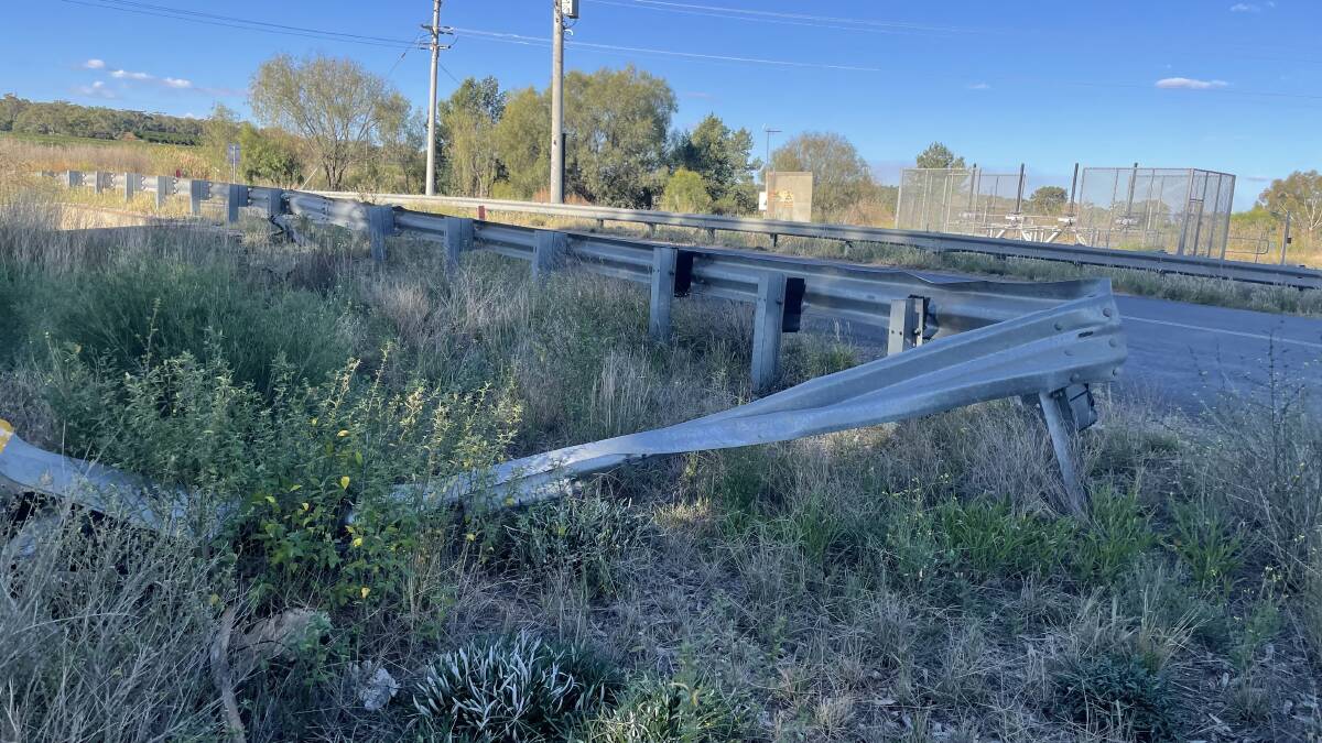 A damaged safety guard rail just off Combe Road near the Kidman Way. Picture by Allan Wilson