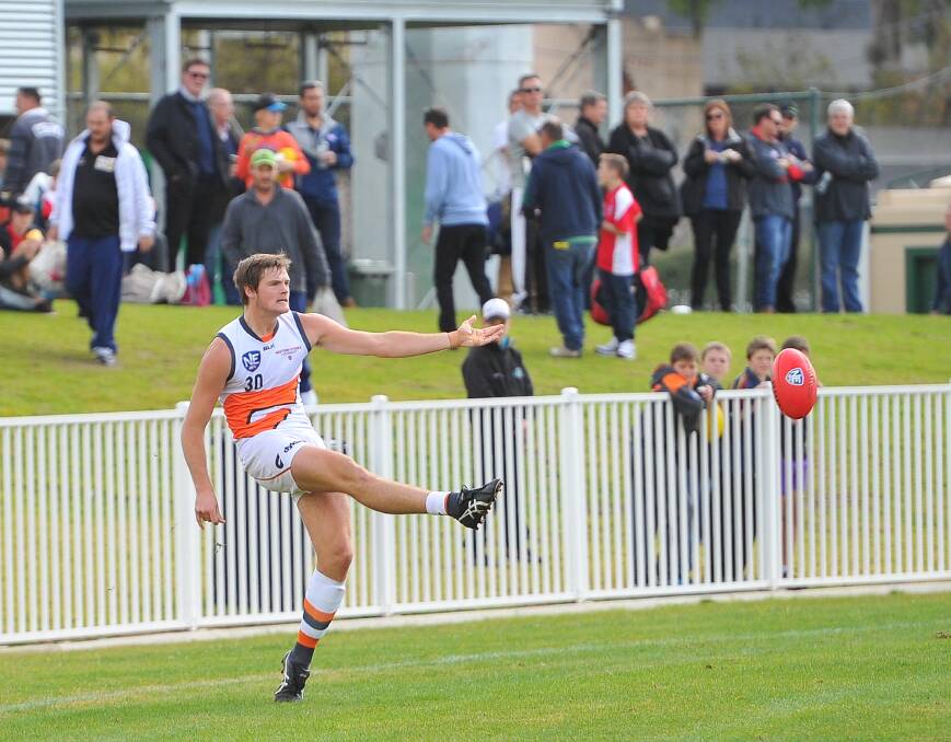 Pictures of Matt Flynn in action at Wagga NEAFL game