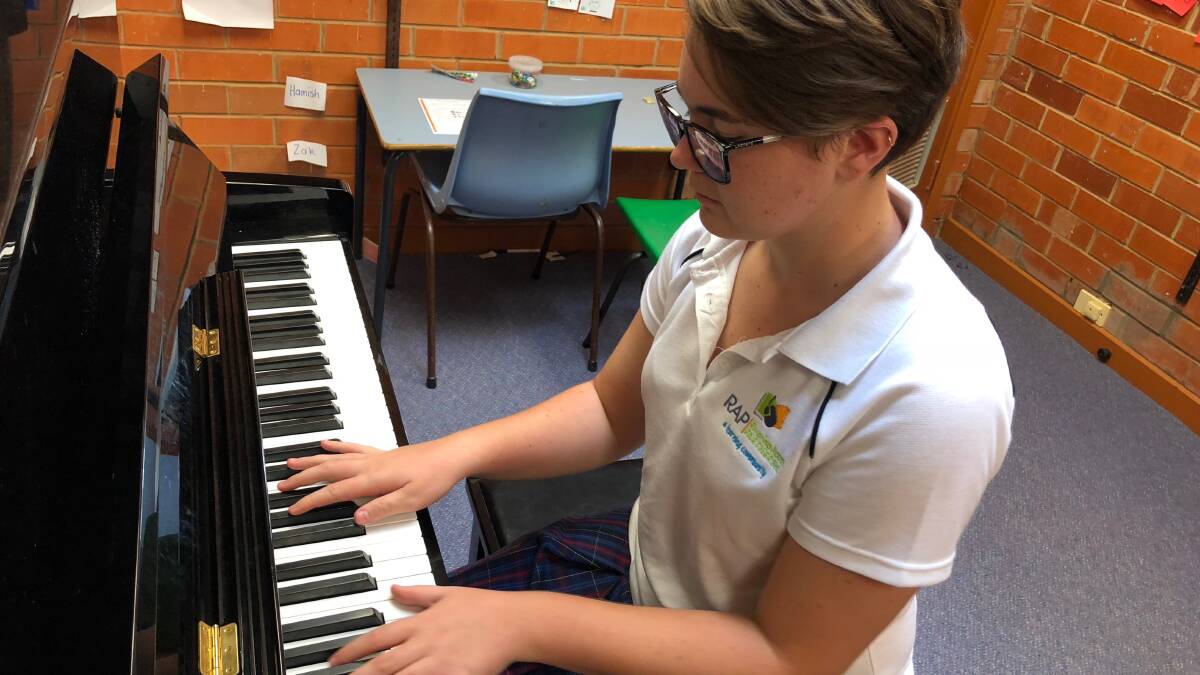 Hillston student on her way to singer-songwriting success