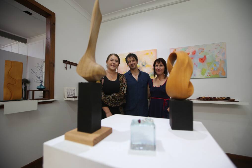 PREPARING: Kristy-Lee Agresta, Hape Kiddle and Janine Murphy will combine paintings, jewellery and sculpture for their upcoming show. PHOTO: Anthony Stipo
