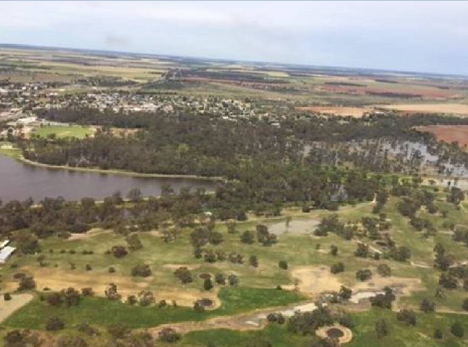 FLOODING DECREASED: After reaching a peak of around 3.10 metres, the Lachlan River has fallen back below minor flooding levels, now sitting at just above 2 metres.