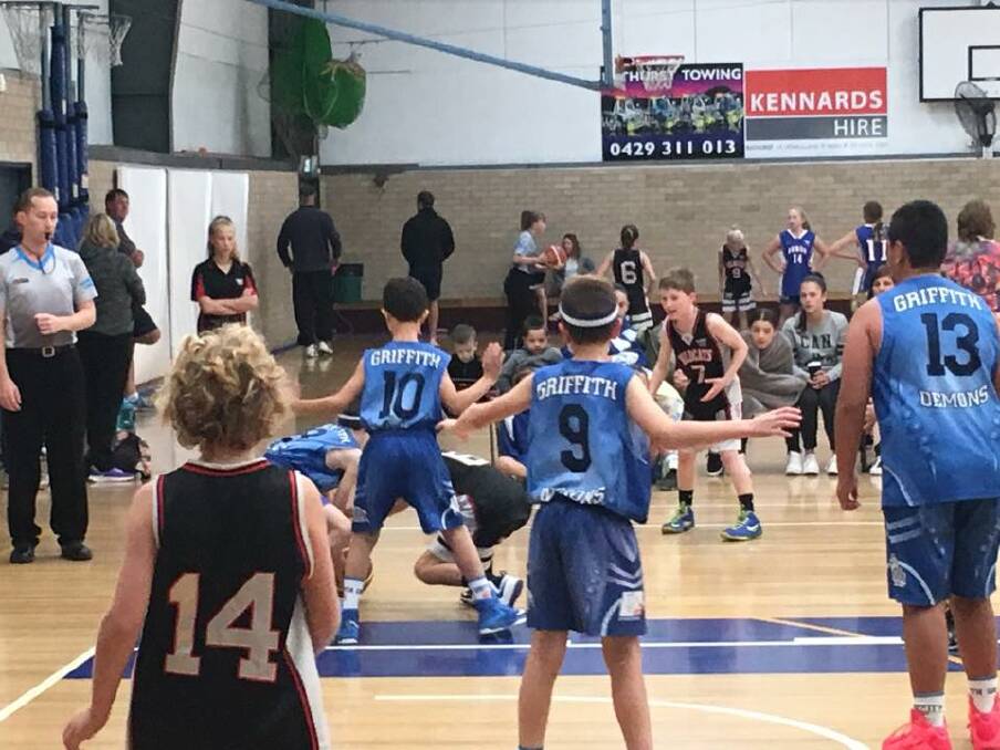 CLOSE ENCOUNTER: The under 12 Griffith Boys fell to West Wyalong by seven points in their grand final recently in what was a successful season at large for Griffith Demons Junior basketball.