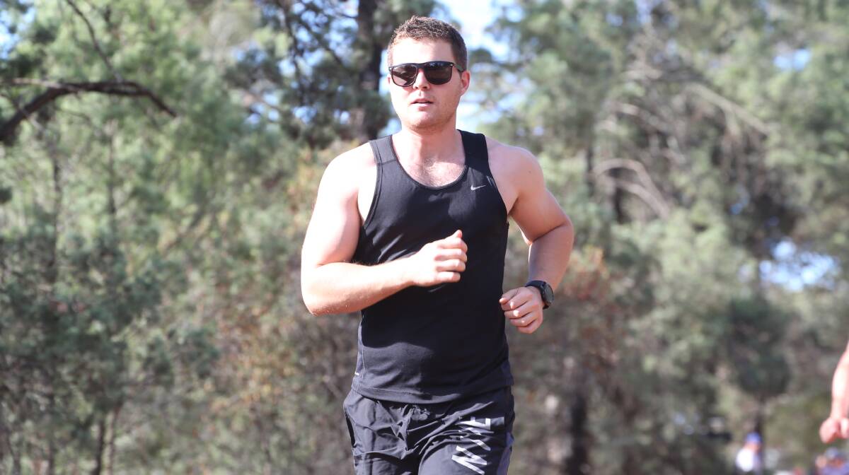 PREPARE FOR HEAT: With warm temperatures on the forecast this weekend, joggers, like Michael Turnell, are being urged to check the Feral Joggers website for hot weather guidelines. PHOTO: Anthony Stipo