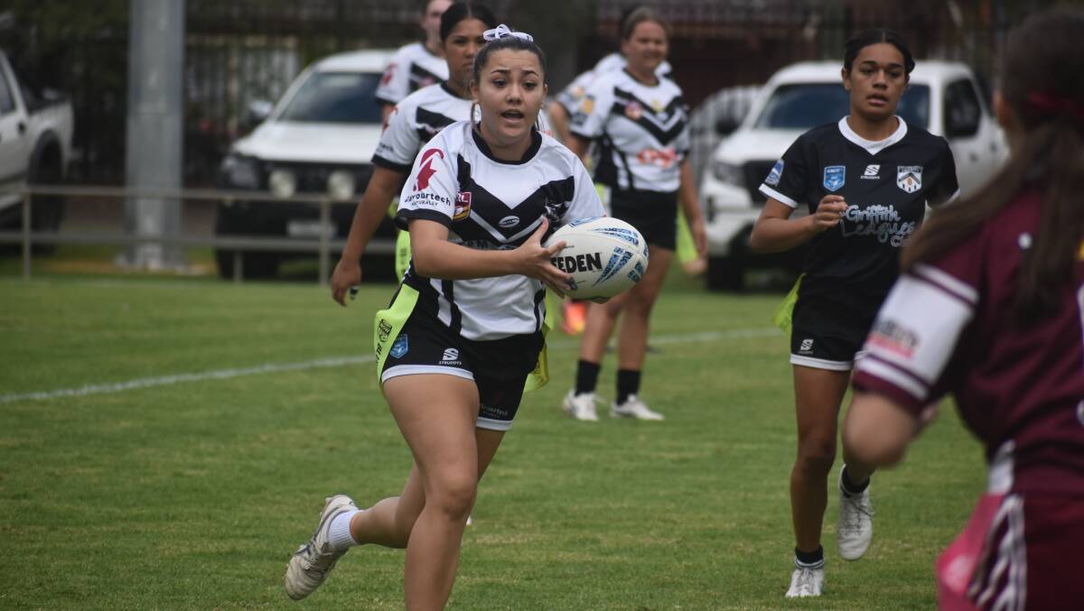 Shemeikah Monghan was one of six try scorers for the Black and Whites as they picked up a second straight victory to start the season. Picture by Liam Warren
