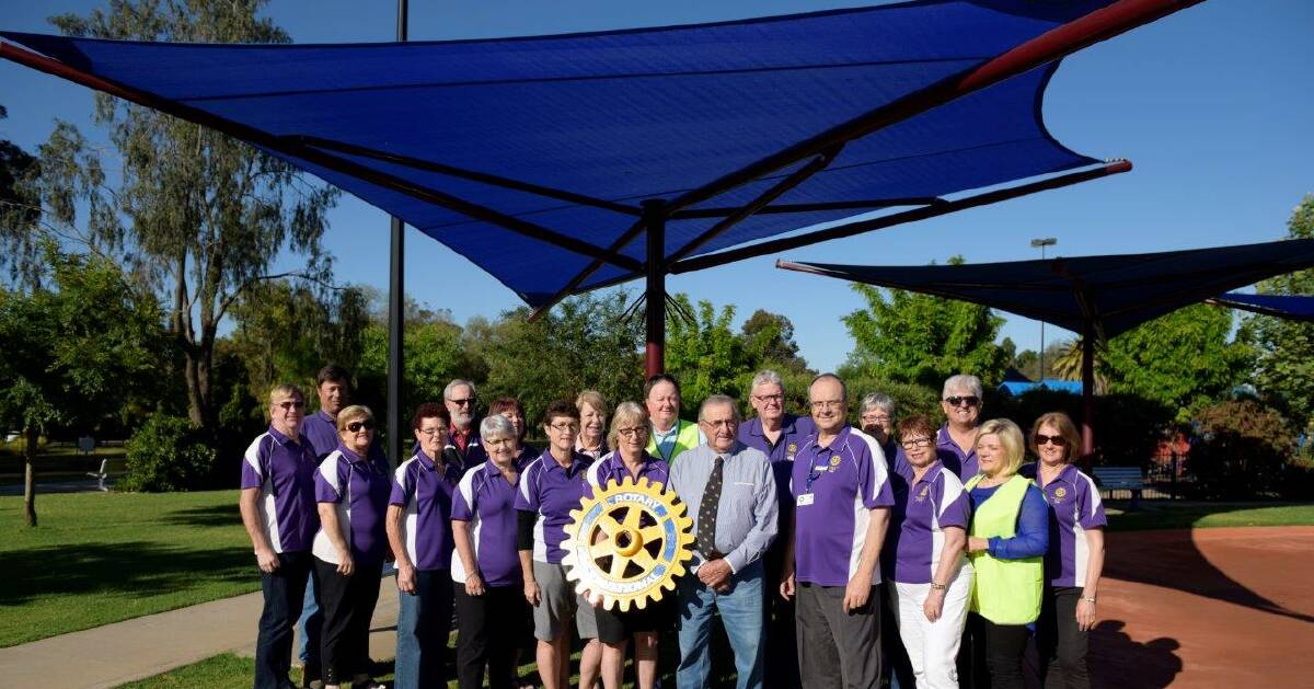 SUN SMART: Some of the Rotary members along with Griffith Mayor John Dal Broi last Thursday morning for the unveiling of the shaded areas. 