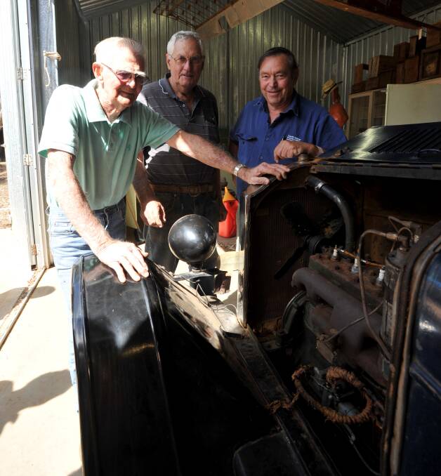 WORKING HARD: Preparing for the 2015 Good Friday Pioneer Park action day are Alex Niven, Rolfe Walsh and Brian Hampel. Picture: Anthony Stipo.
