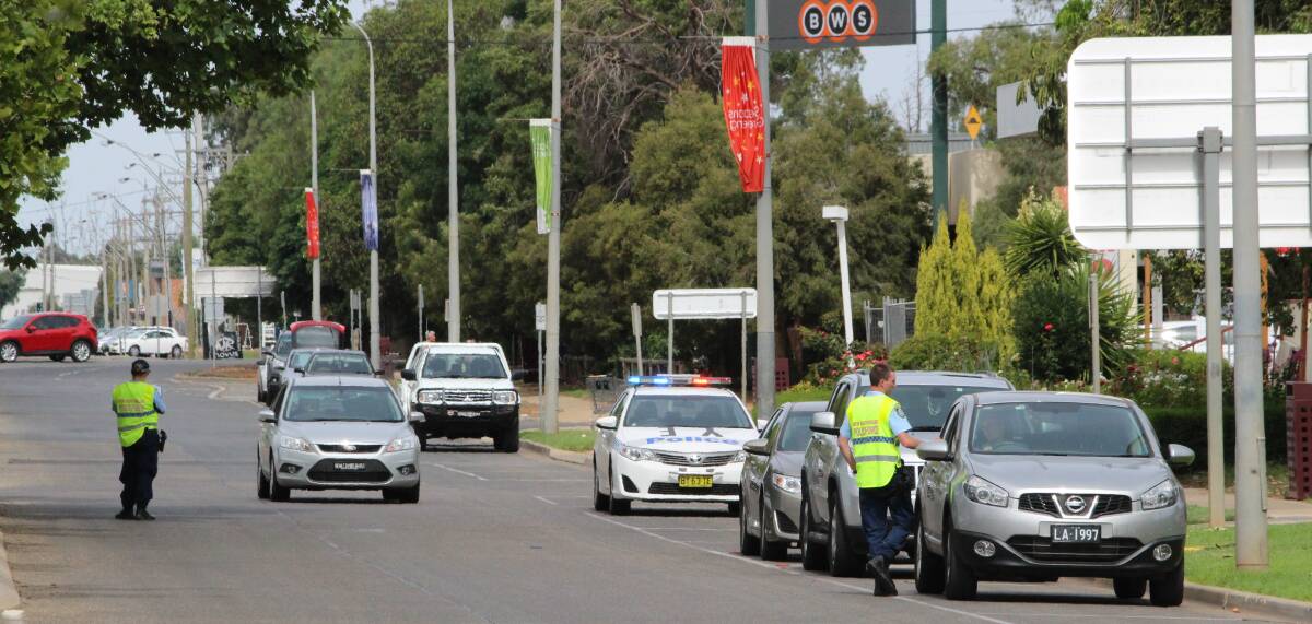 RBT: Police conduct random breath testing on Banna Avenue during the Christmas and New Year period. Picture: Stephen Mudd.