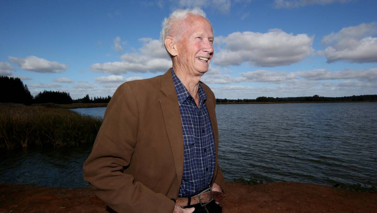 IDEAS MAN: Geoff Sainty has put forward a solution to Lake Wyangan's blue-green algae problems. Picture: Anthony Stipo.