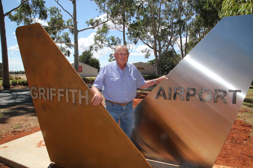 LOOKING UP: Griffith mayor John Dal Broi hopes the city can attract a second airline to service the region. The city has only had flights to Sydney since Par Avion pulled out last year. Picture: Anthony Stipo.
