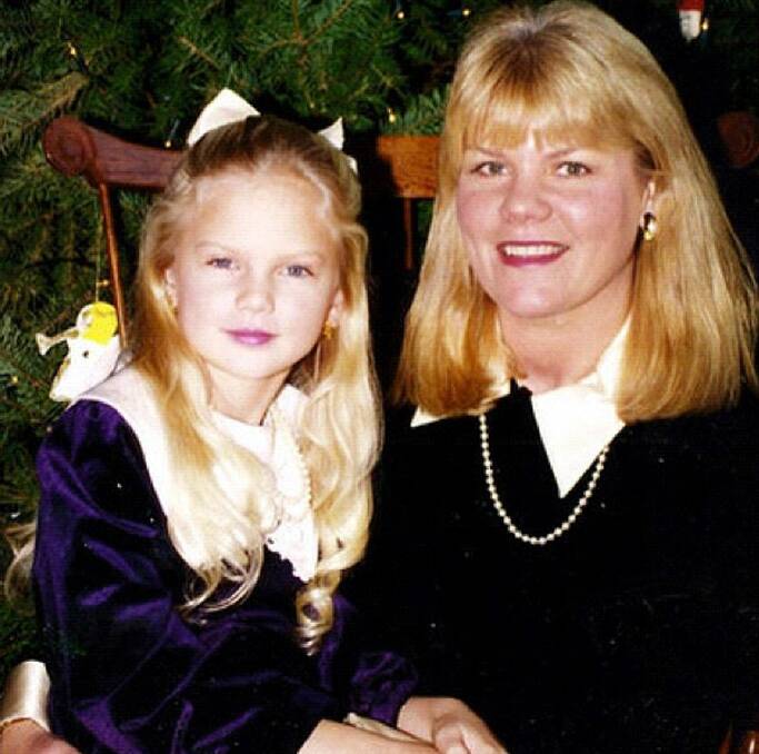 Taylor Swift: "Celebrating this Mother's Day, reflecting back on past matching velvet holiday ensembles." Photo: @taylorswift/Instagram