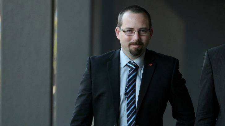 Senator Ricky Muir has issued a fresh challenge to Education Minister Christopher Pyne. Photo: Alex Ellinghausen