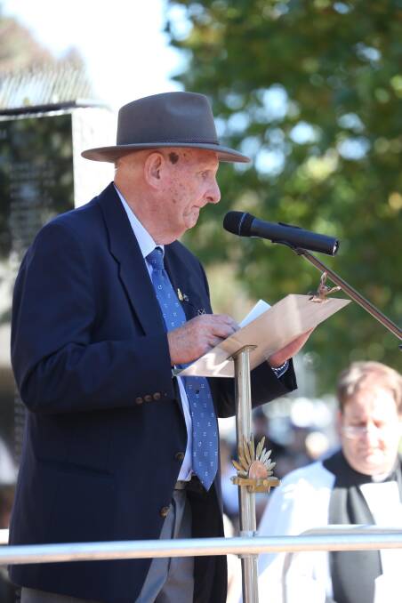 Anzac Day 2014 Memorial Park, Terry Walsh. 