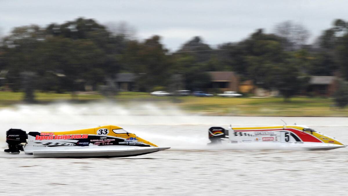 Powerboats in action at Wagga last year.
