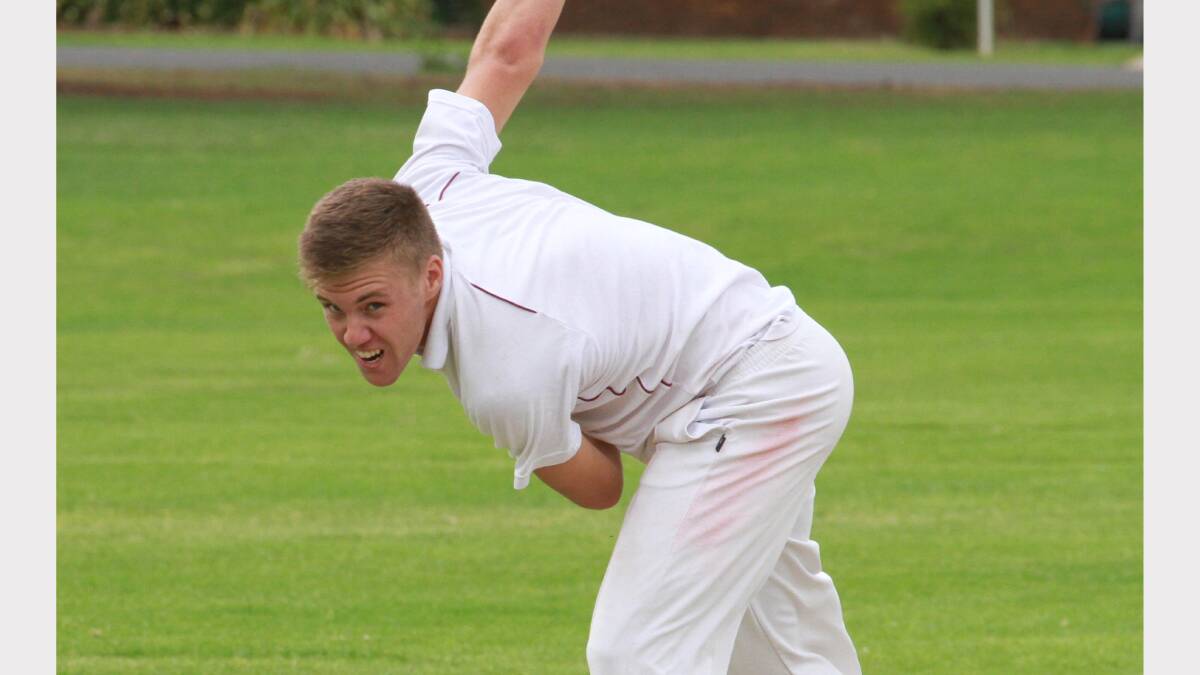 Tom West bowling for Hanwood against Leagues. Picture: Anthony Stipo