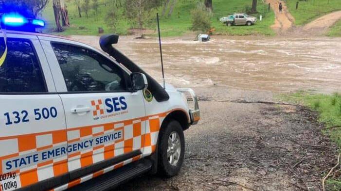 An SES vehicle during the rescue at Double Creek. Photo: supplied 