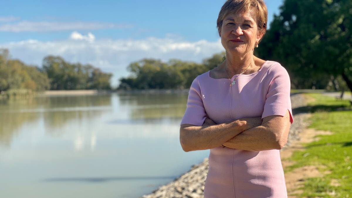 Dalton assures voters of her commitment to the Murray