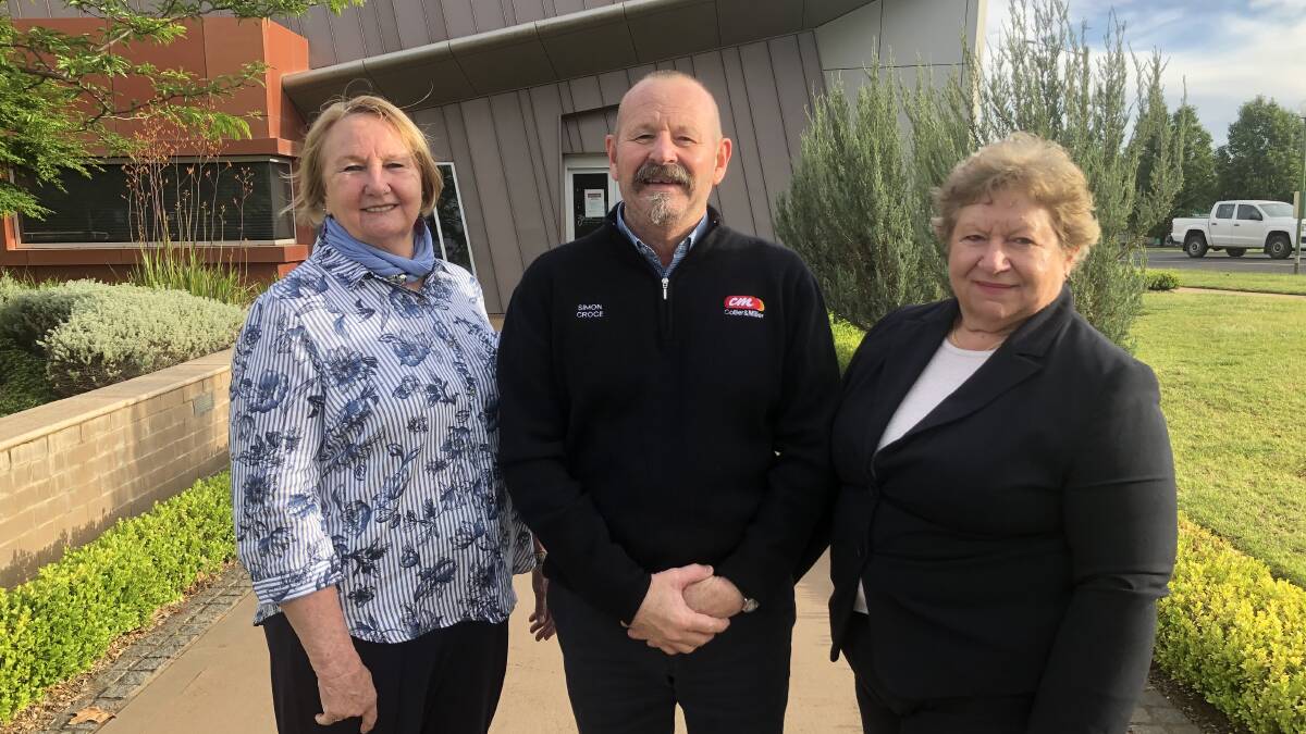 TRIO: Denise Forbes, Simon Croce and Carmel La Rocca are running for Griffith City Council on a platform of health and recreation. PHOTO: Cai Holroyd