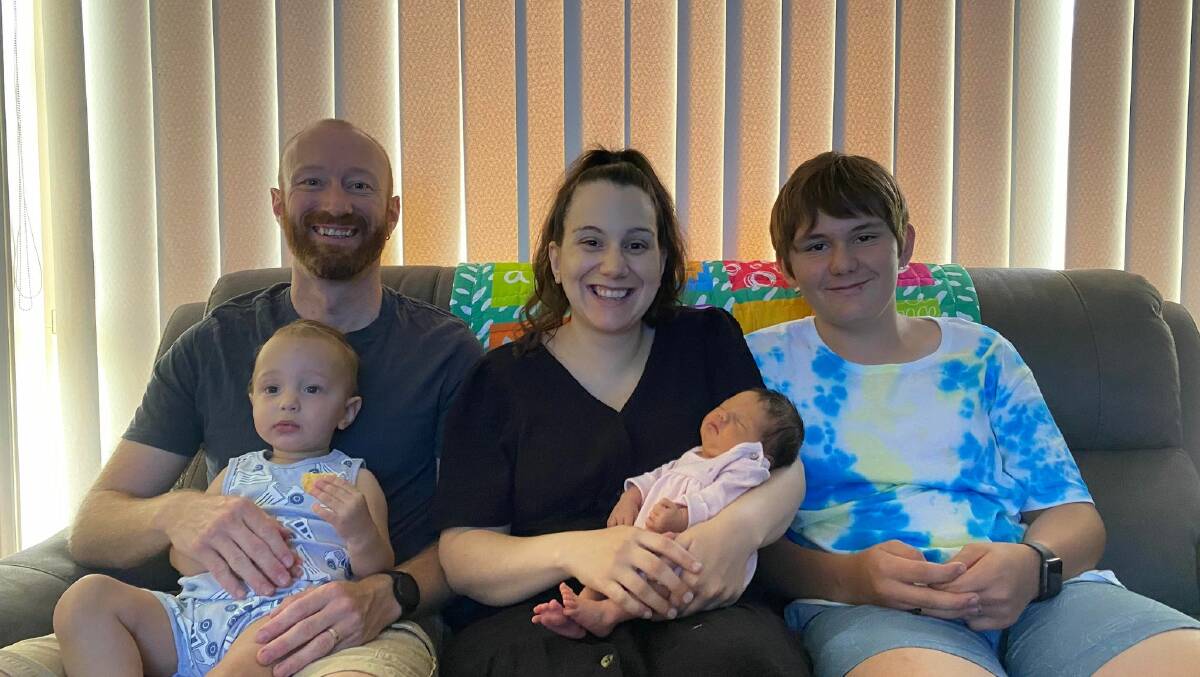 NEW YEAR NEW BABY: Dad Paul McCaw with Mum Frances McCaw alongside sons Jason and Gordan love the latest addition to their family. PHOTO: Lizzie Gracie