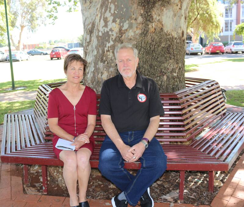 UP FOR A FIGHT: Shooters, Fishers and Farmers party Murray candidate Helen Dalton meets up with her party leader Robert Borsak to announce some of their party's policies for the seat of Murray. PHOTO: Kenji Sato