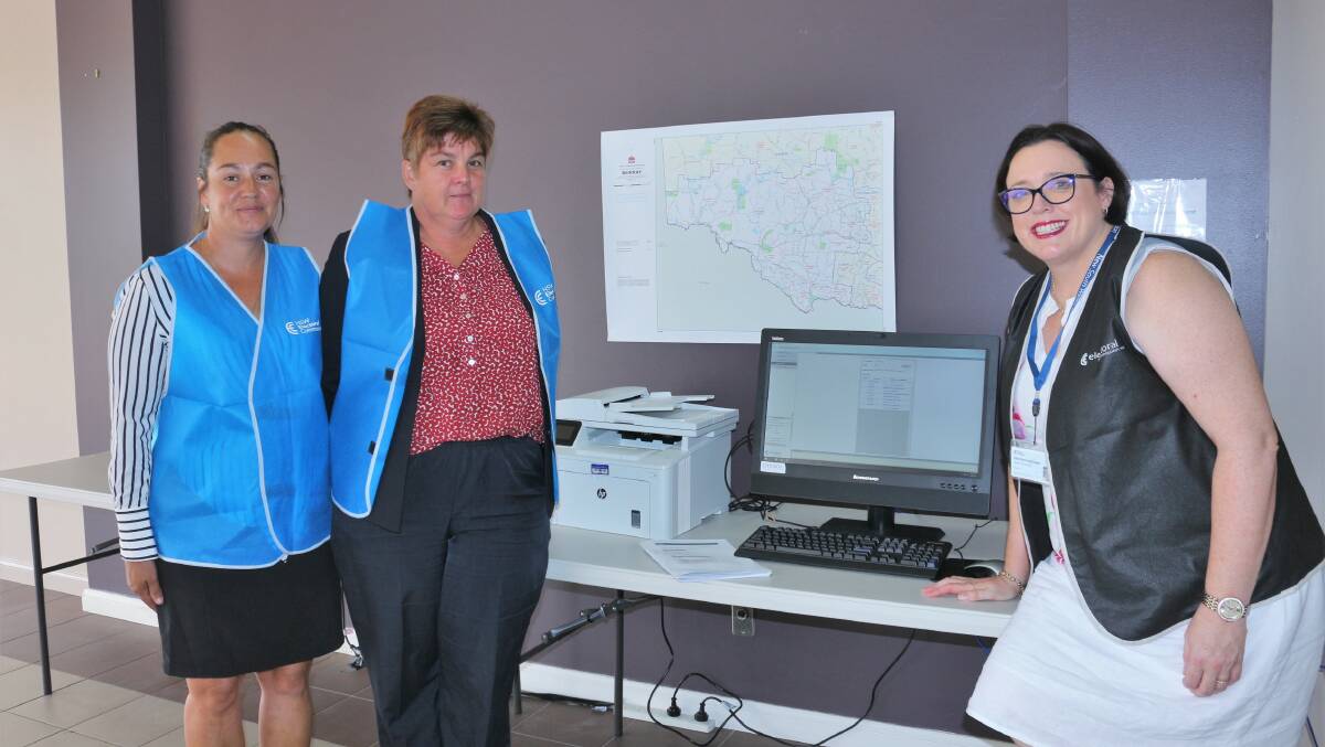 Lyn-ro Knowles, Margaret Gilbert, and Jodie McKenna oversaw the preference distributions on Thursday.