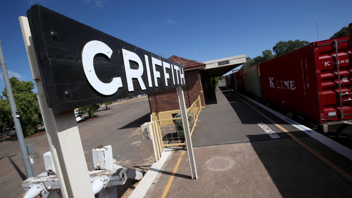 The Griffith to Sydney services leaves once per week.