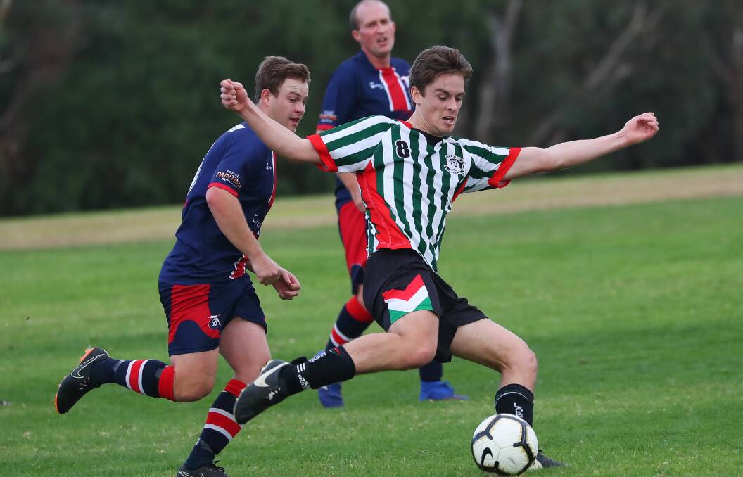 DELAYED START: Henwood Park and Lake Albert do battle in a Pascoe Cup game last season. 