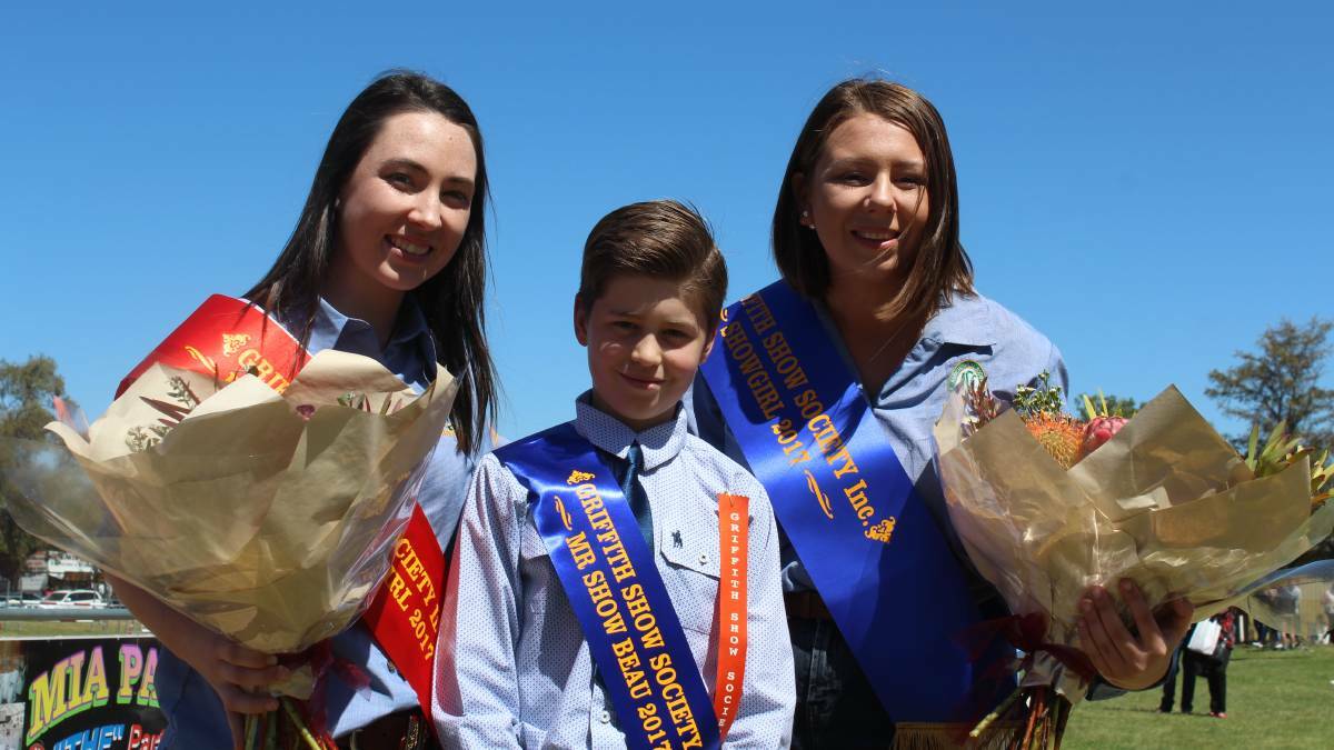 BEAU-TIED: 2017 Runner-up Showgirl Phoebe Brown, Mr Show Beau Jack Villa and Showgirl Laura Cameron proudly showing off their sashes after the ceremony. PHOTO: Jacinta Dickins.