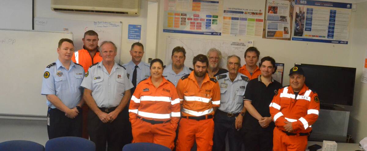 Griffith SES unit with Region Controller Colin Malone (Far left).