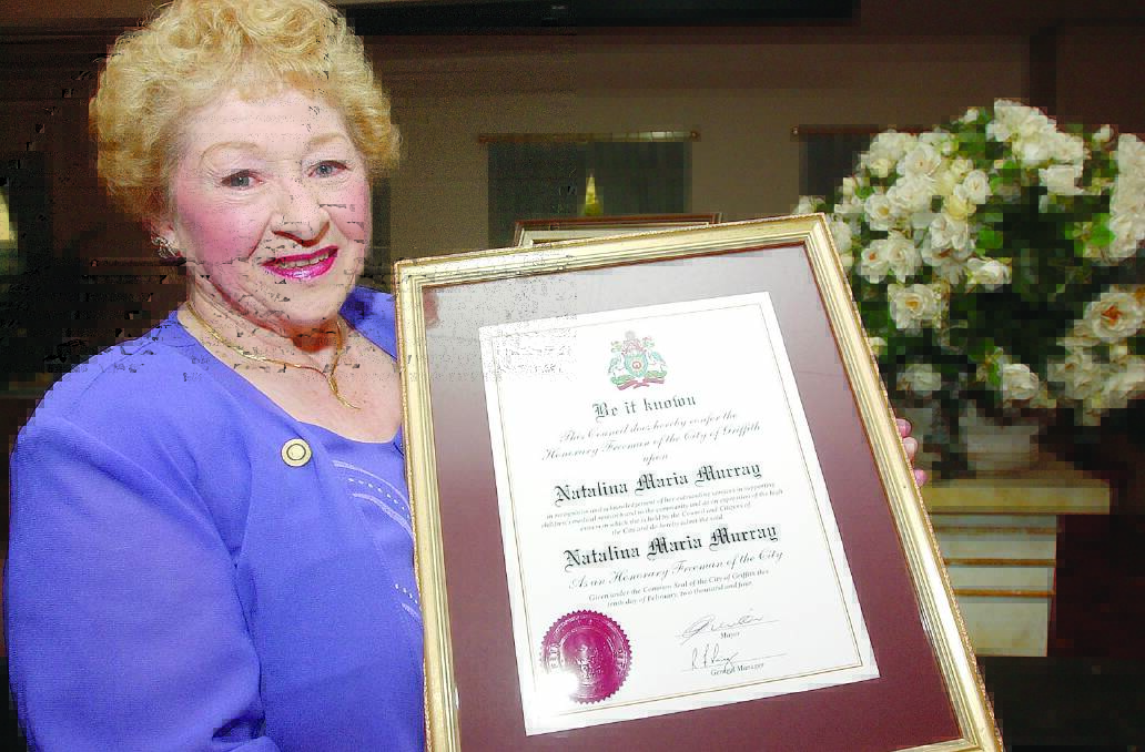 2004: Natalina Murray is the first woman in Griffith to receive the Freedom of the City award. Picture: MICHAEL KELLY