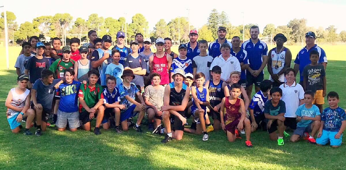 KEEN: Members of the Yenda Blueheelers junior and senior rugby league clubs. 
PHOTO: Supplied
