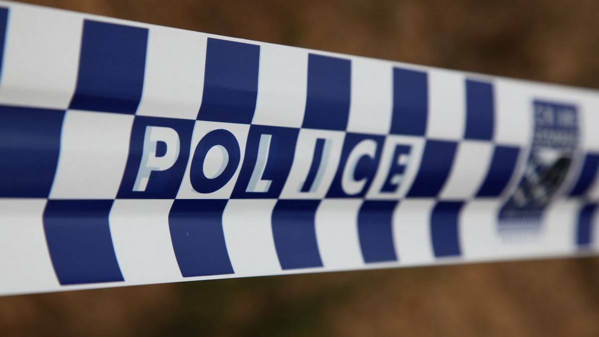 Molotov cocktail and knives found after man barricaded himself in Griffith house