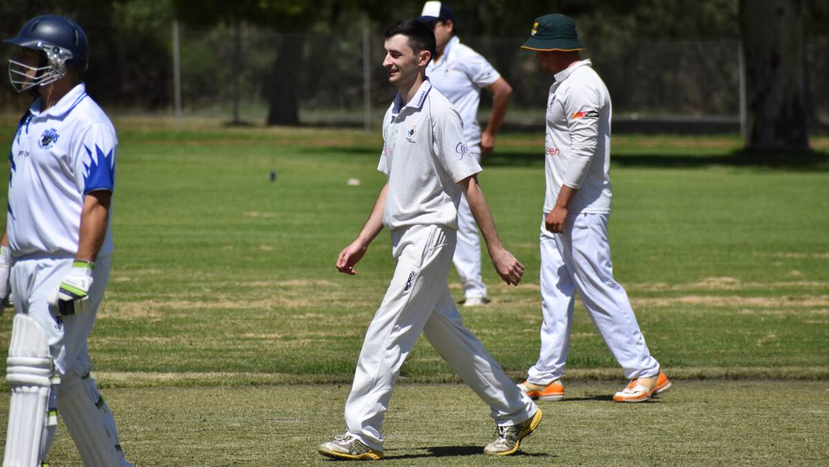 ON TARGET: Diggers' Luke Peruzzi picked up three wickets for his side during their six-wicket win over Leagues. PHOTO: Liam Warren