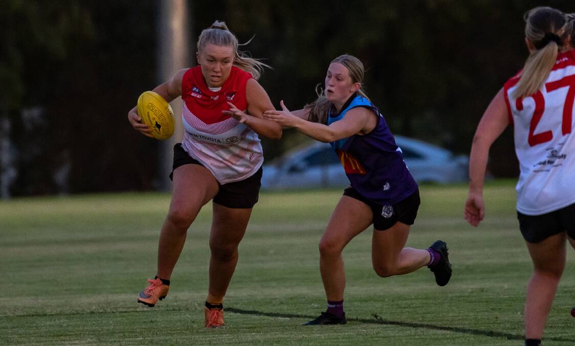 LOOKING TO CLIMB: The Swans women's side will be looking to climb into fourth with a win this weekend. PHOTO: Andrew McLean