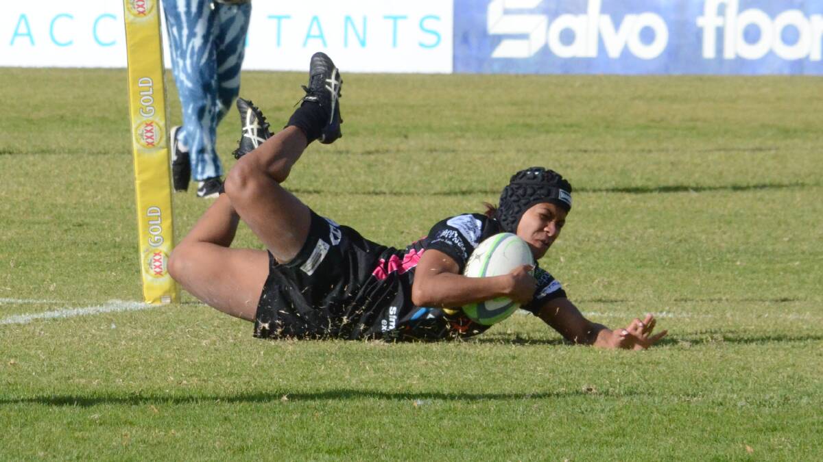 TRY TIME: Blacks' Ua Ravu added another two tries to her tally for the season to help her side stay undefeated in the Women's competition. PHOTO: Monty Jacka