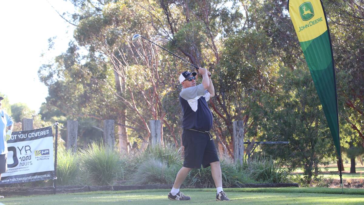BIG SWING: Chris Gill tees off at the Griffith Golf Course on Saturday morning. PHOTO: Anthony Stipo