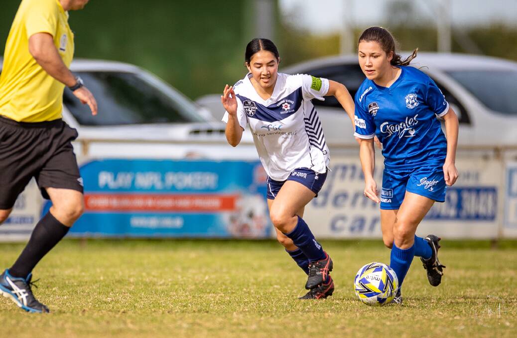 LONG RANGE BOMB: Hanwood's Claudia Torresan (right) took aim from range to open the scoring as her side extended their winning start. PHOTO: Andrew McLean