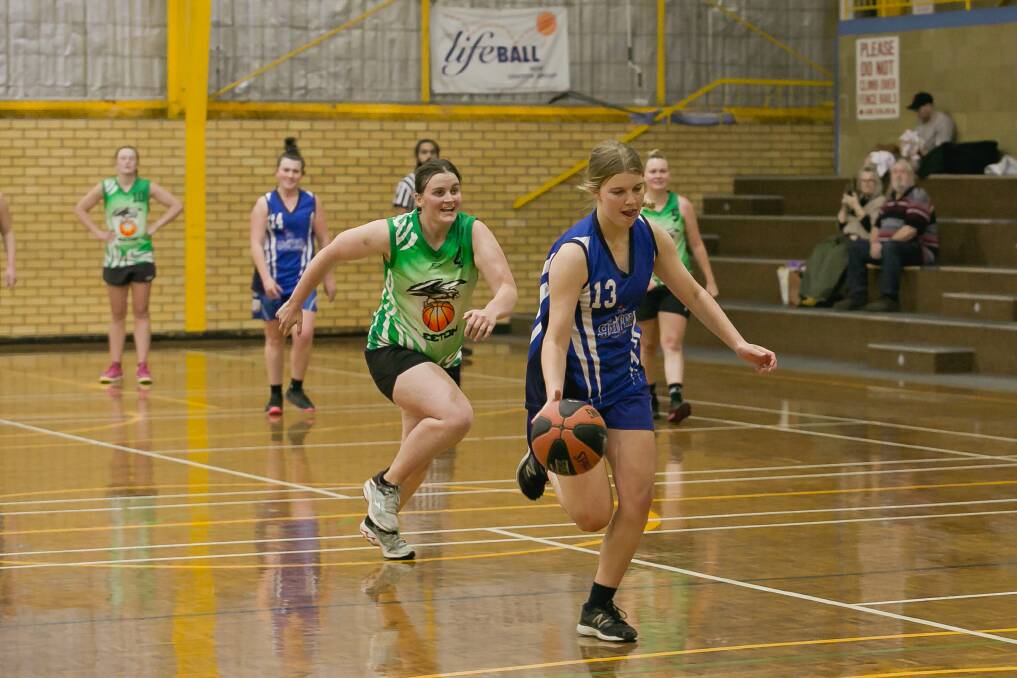 RUNAWAY: Alice McCrae dribbling at speed past the Leeton defence. PHOTO: Contributed