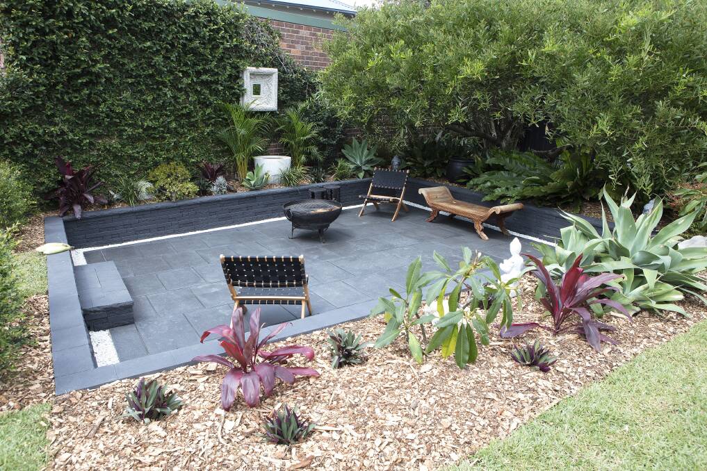 For an authentic Balinese black lava look, try using Adbri Masonry’s Euro Stone in Prague for the outdoor cooking or dining space.