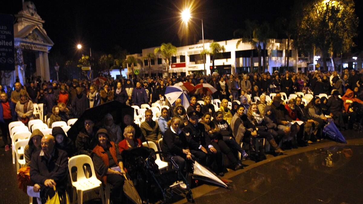 WAGGA DAWN SERVICE: Thousands of people attended Wagga's 2017 Anzac Day Dawn Service. Picture: Les Smith
