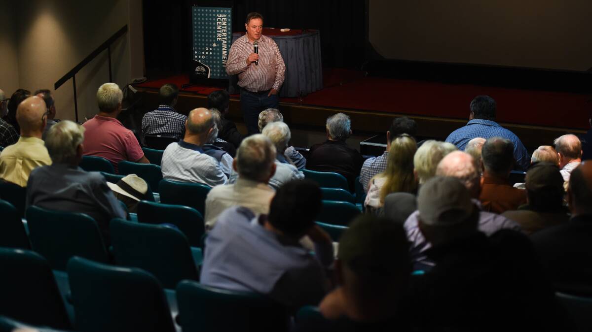 MEETING: Mick Keelty spoke to more than 50 people in Albury about their issues with water. He said he hopes his inquiry can create real change. PHOTO: Mark Jesser