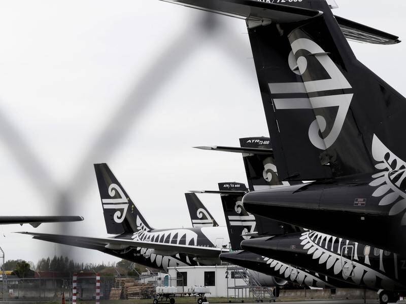 Air NZ has scrapped 1000 trans-Tasman flights to Australia because of ongoing border uncertainty.