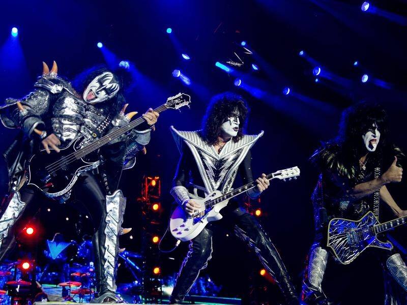 Kiss will play for fans and sharks in a special event off Port Lincoln in South Australia.