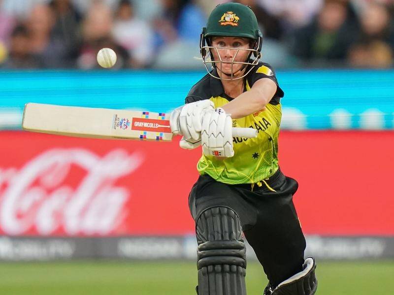 Australia's T20 star Beth Mooney has left the Brisbane Heat to join the Perth Scorchers in the WBBL.