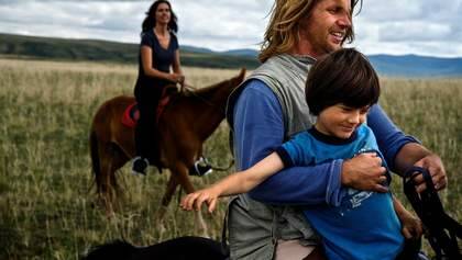 New horizons: The Isaacson family in Mongolia during the filming of <i>The Horse Boy</i> in 2007. Photo: Justin Jin