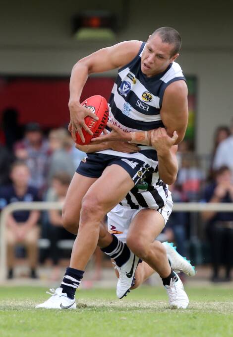 OLD HAND: Former SANFL star Michael Handby, pictured here playing for Yarrawonga earlier this year, will pull on Swans colours for Sunday's trip to face RFL premier Coolamon. Picture: The Border Mail
