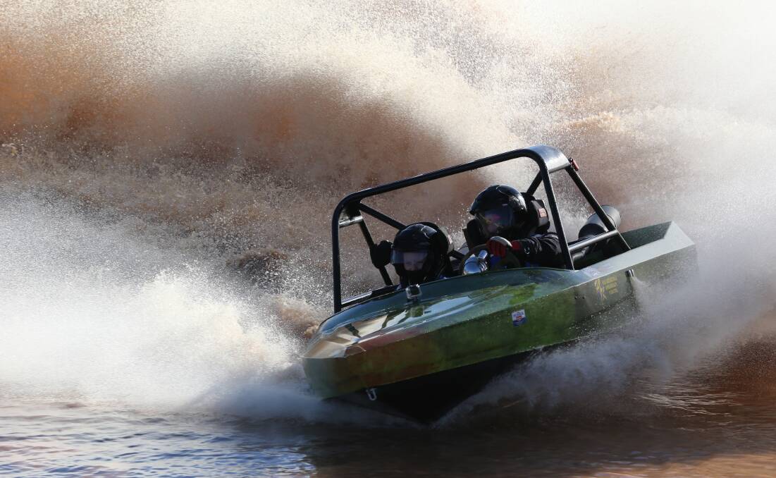 WATERWORLD: 350 class driver Troy McKenzie and his boat Predator make a splash on Lake Wyangan on Easter Saturday. Picture: Anthony Stipo