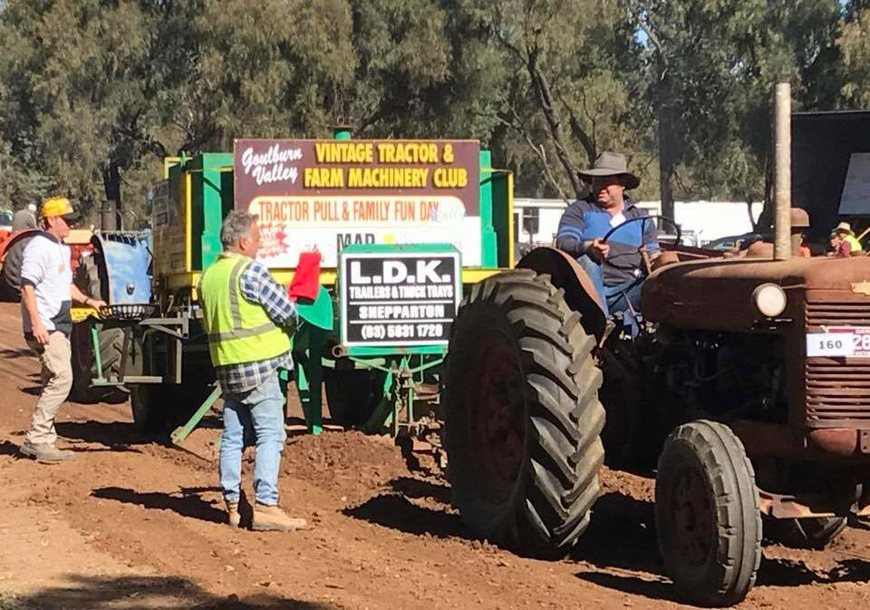 Coleambally hosts the 15th bi-annual Riverina Vintage Machinery Club rally this weekend.