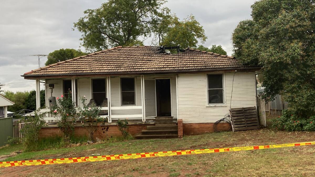 DAMAGED: Griffith firefighters responded to a fire in Mallinson Street on Tuesday. PHOTO: Contributed